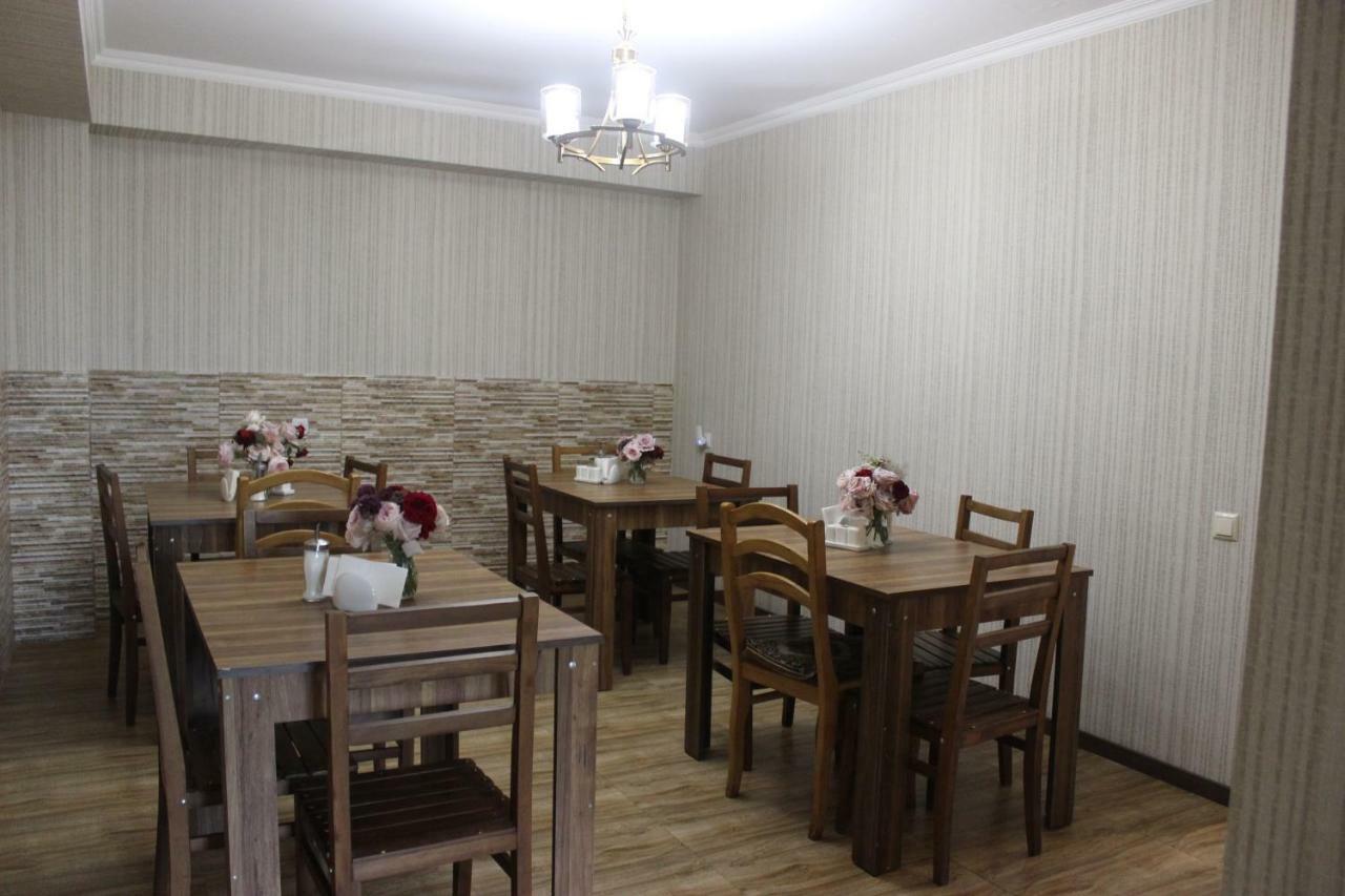 Hotel Elia Kazbegi Exteriör bild
